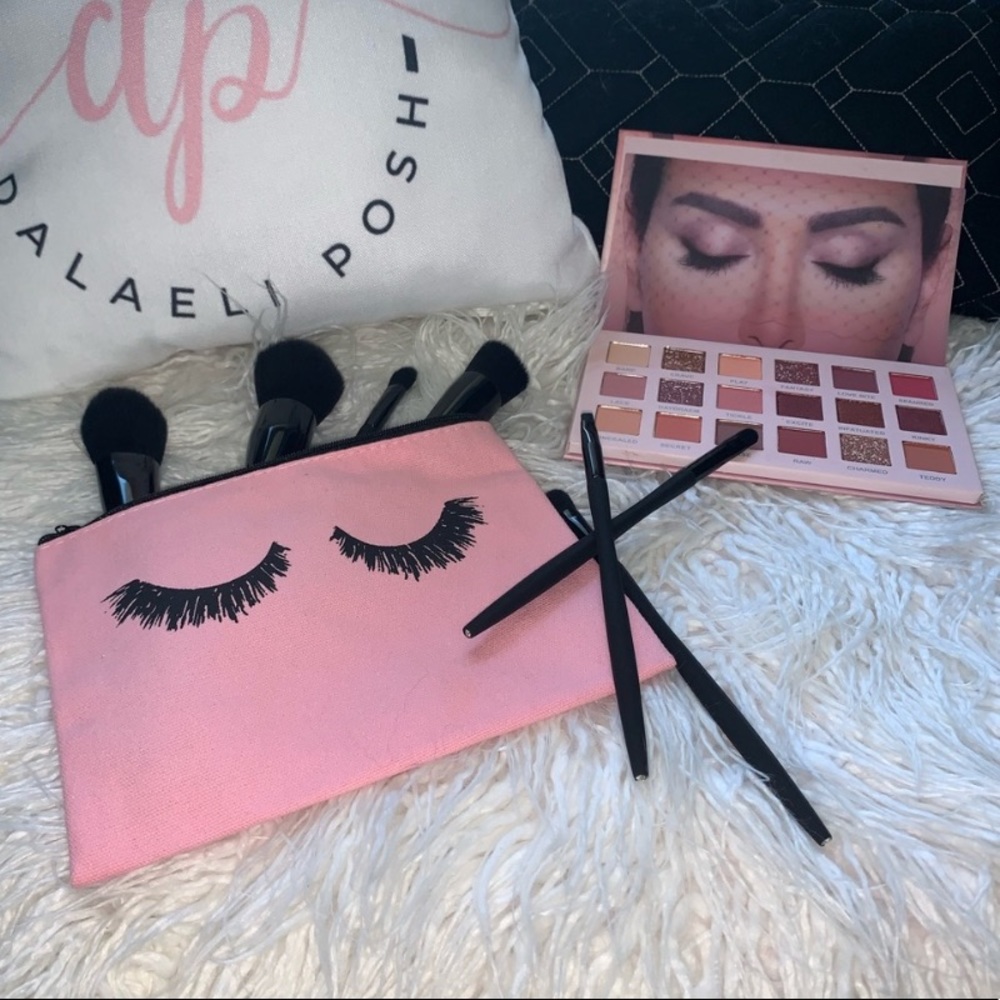 Pretty in pink lashes makeup pouch